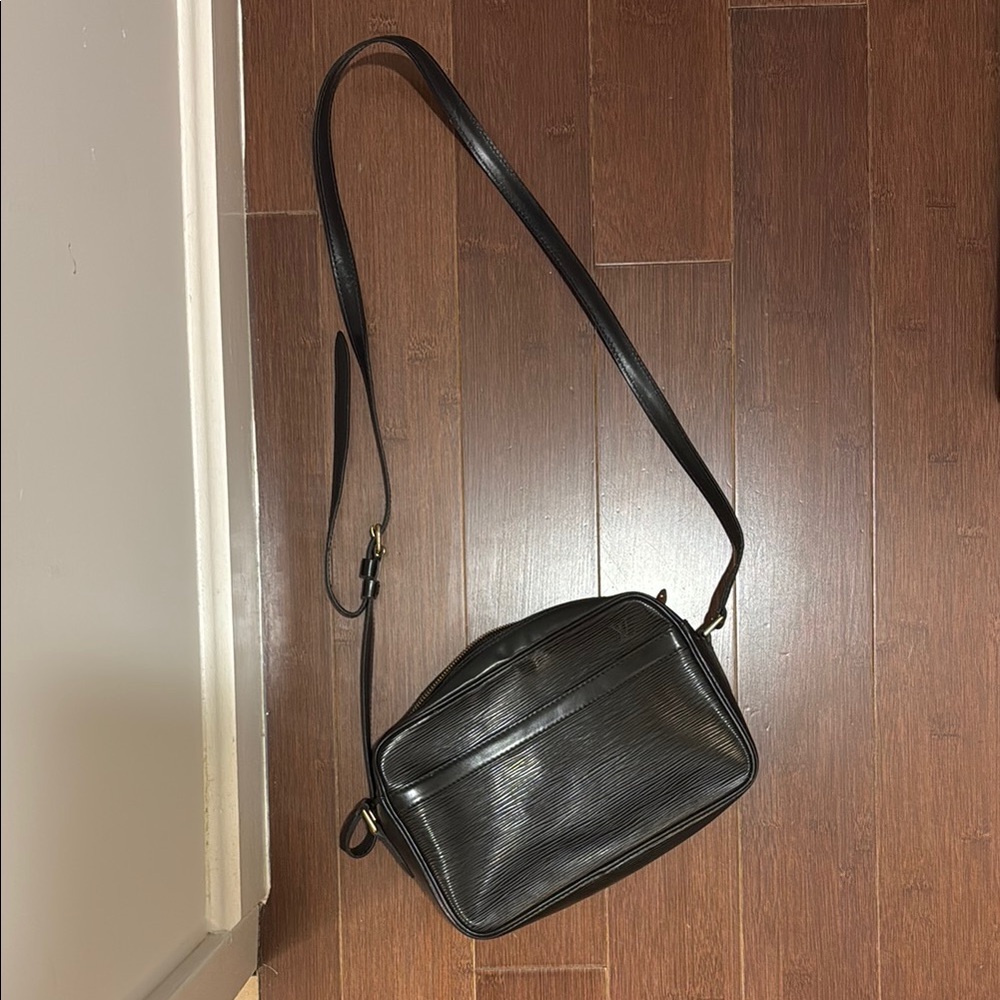 LV Vintage Black Leather Crossbody Bag
